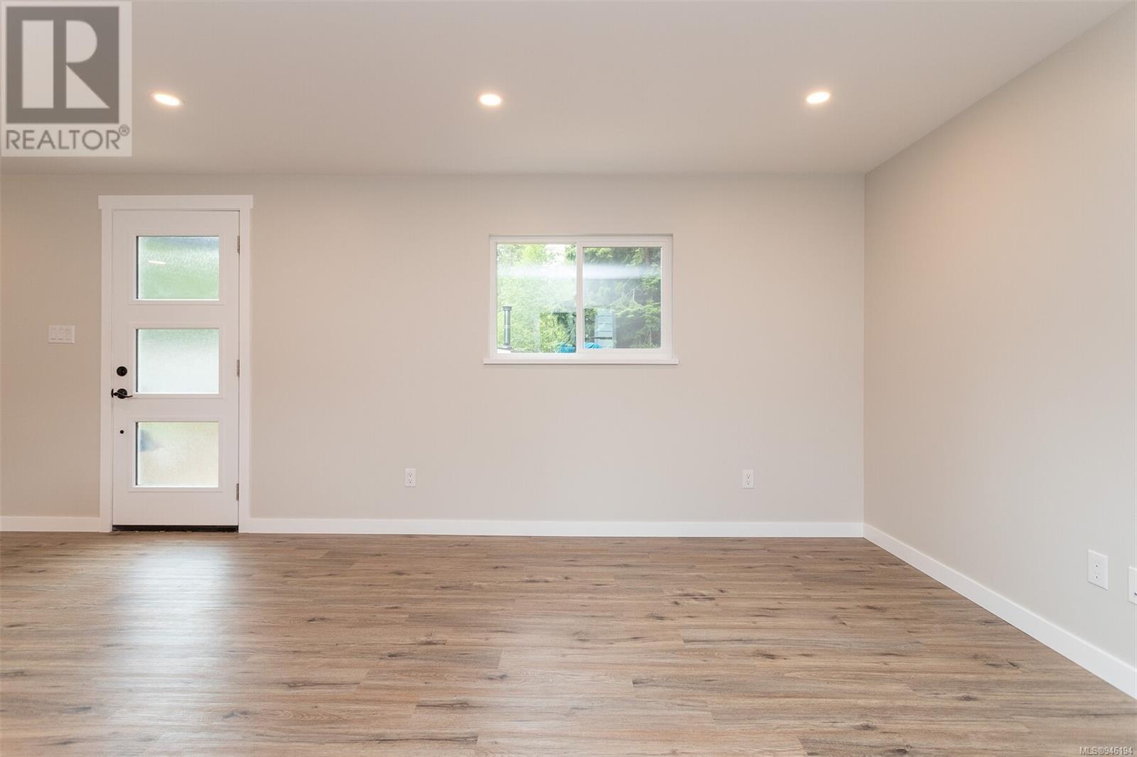 9 2670 Sooke River Rd, #9