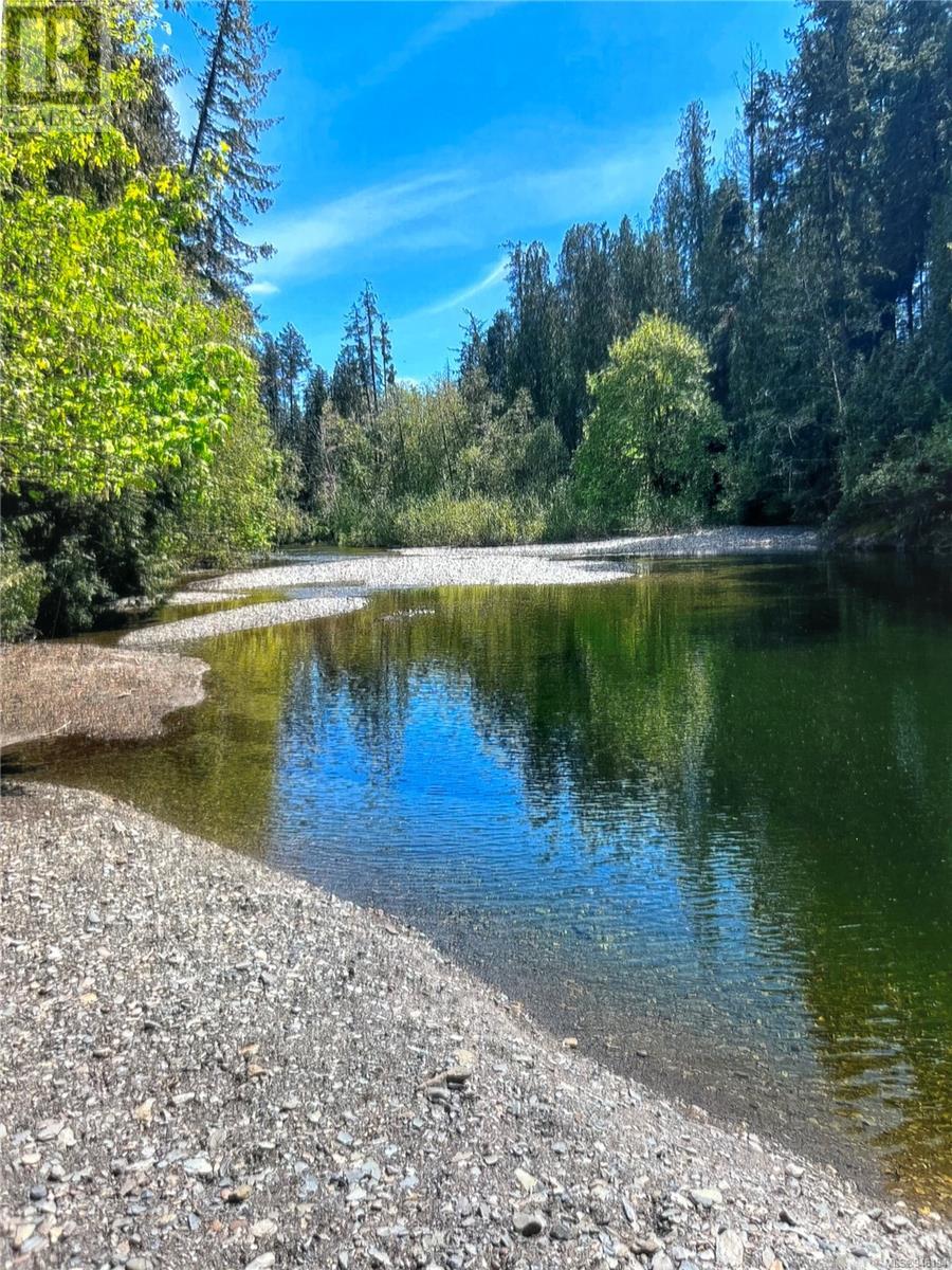 9 2670 Sooke River Rd, #9