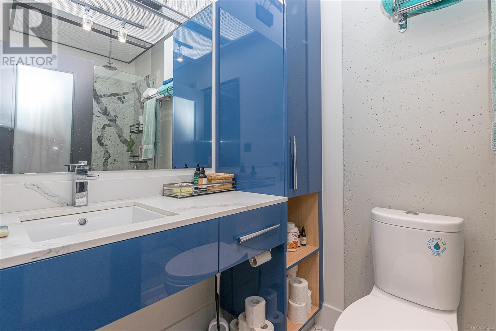 807 1029 View St, #807