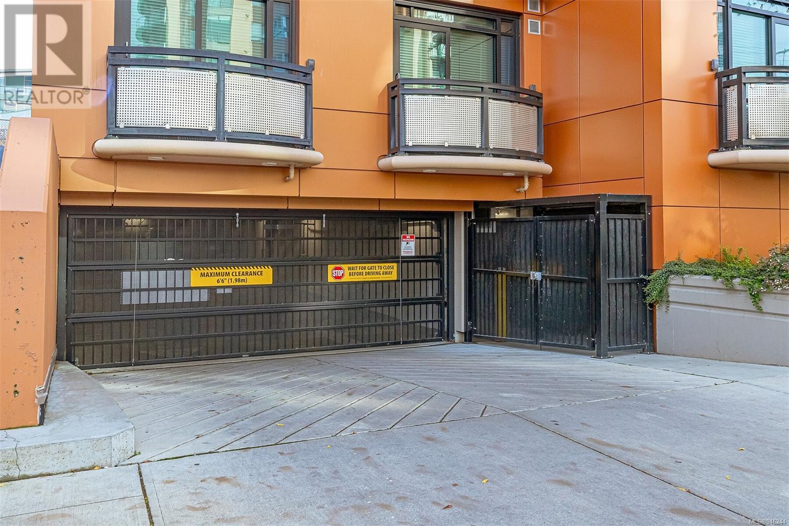 807 1029 View St, #807