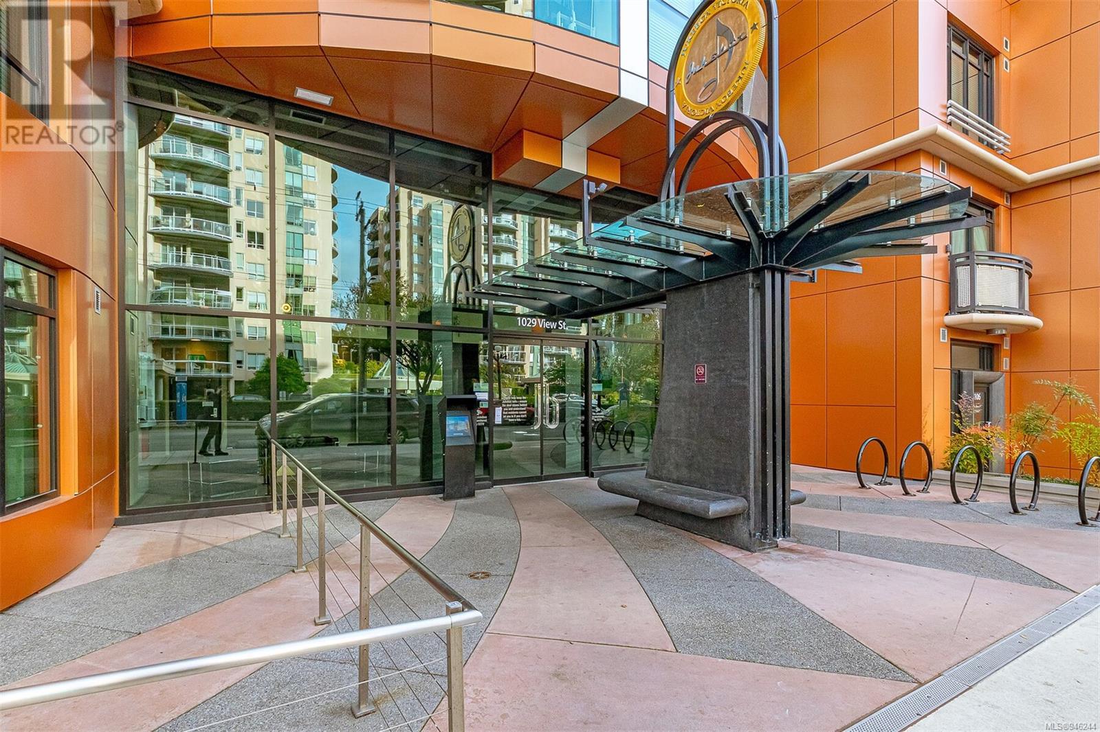 807 1029 View St, #807