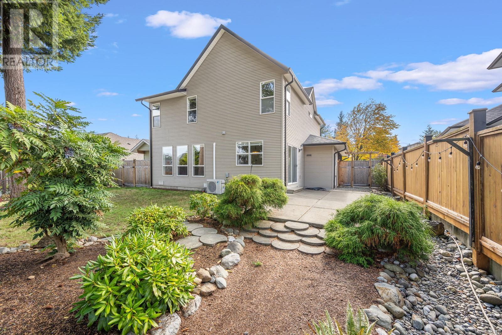 1238 Potter Pl