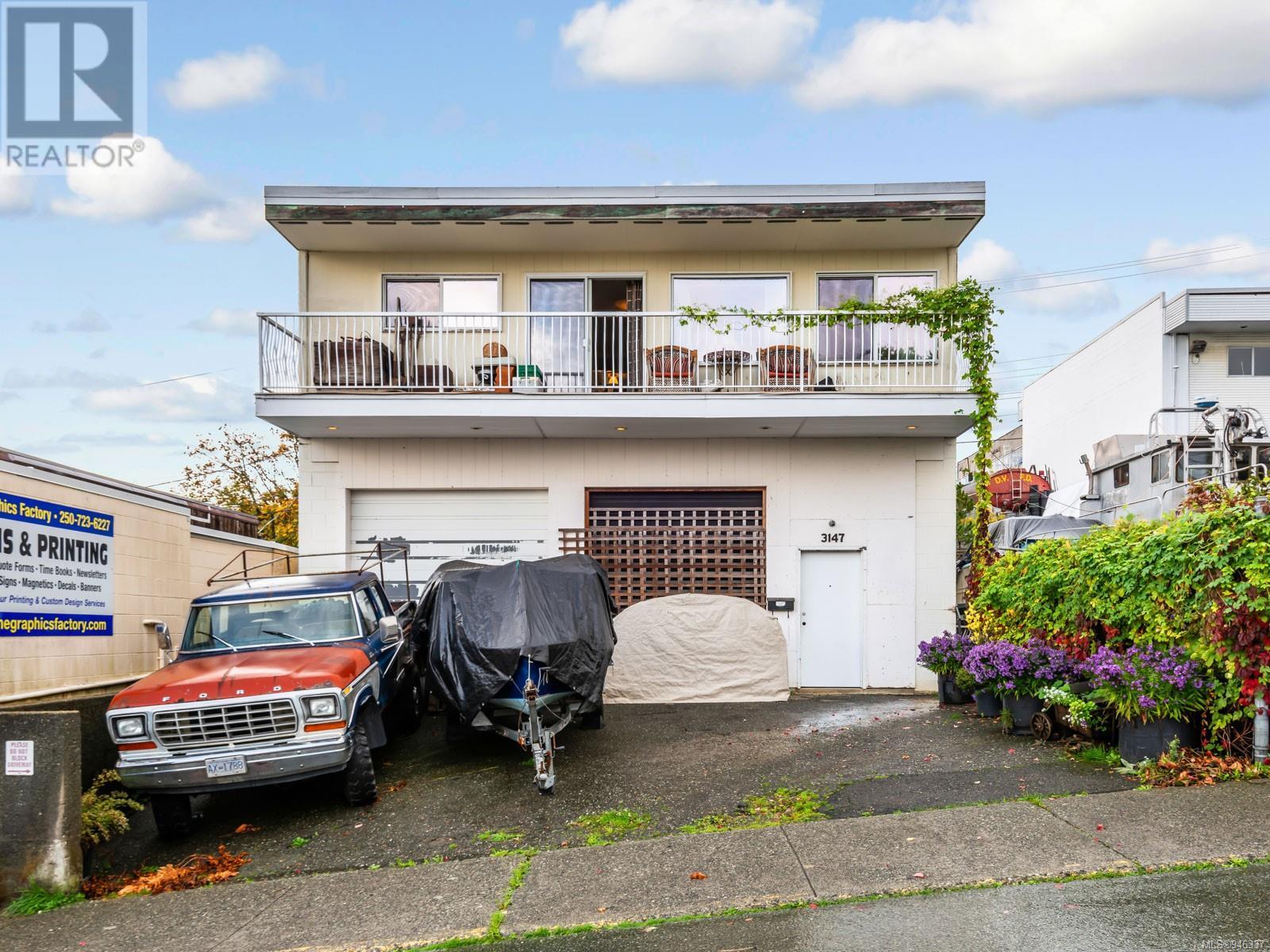 3147 2nd Ave