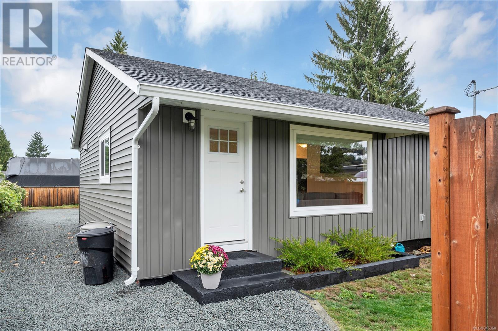 1960 14th Ave
