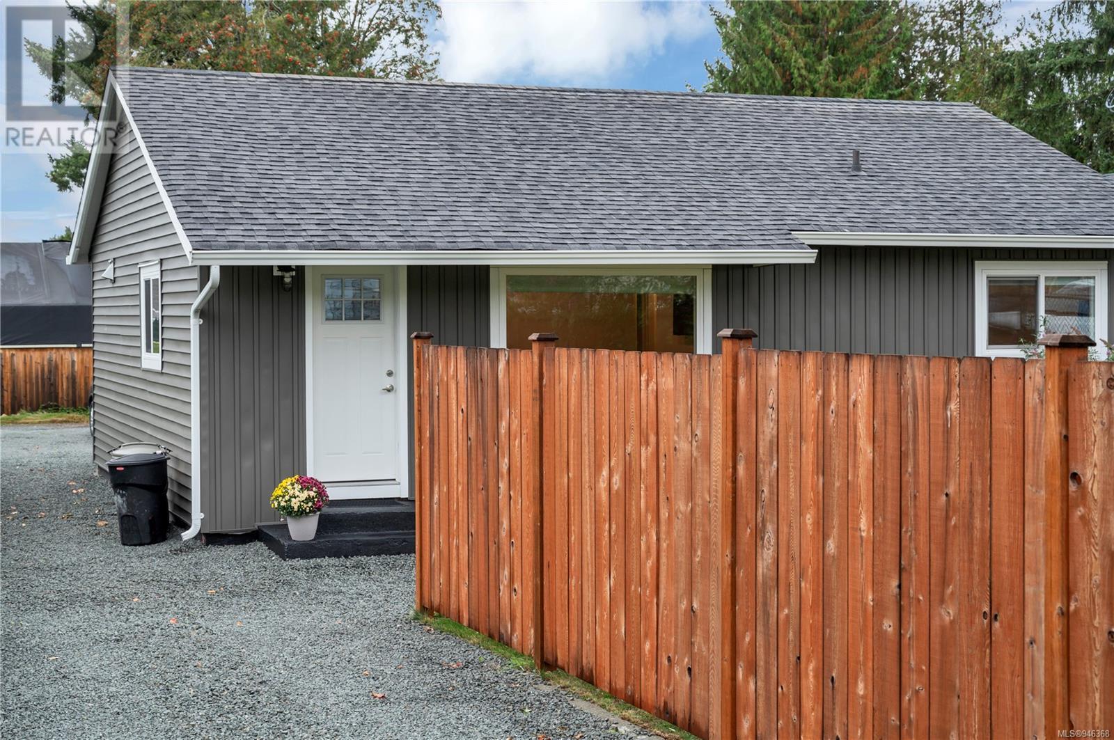 1960 14th Ave
