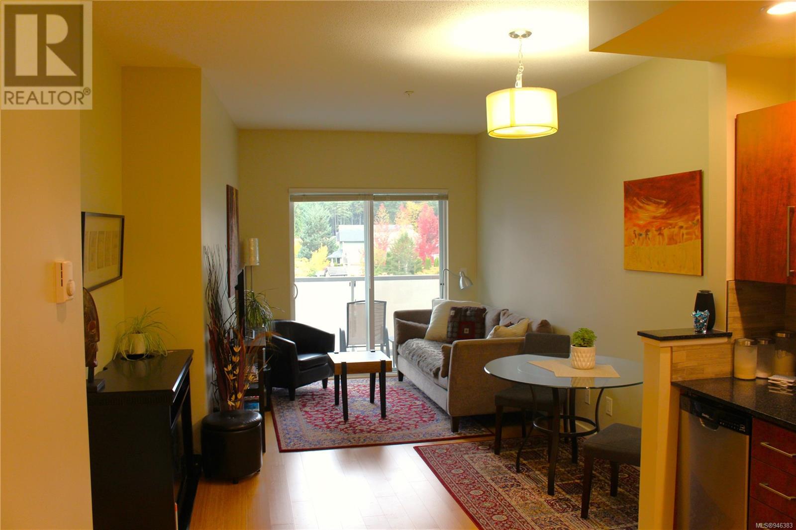 303 611 Brookside Rd, #303