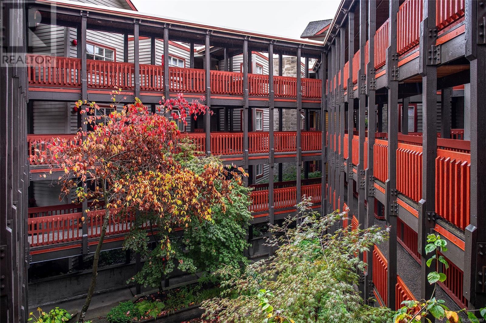 3301 27 Island Hwy S, #3301