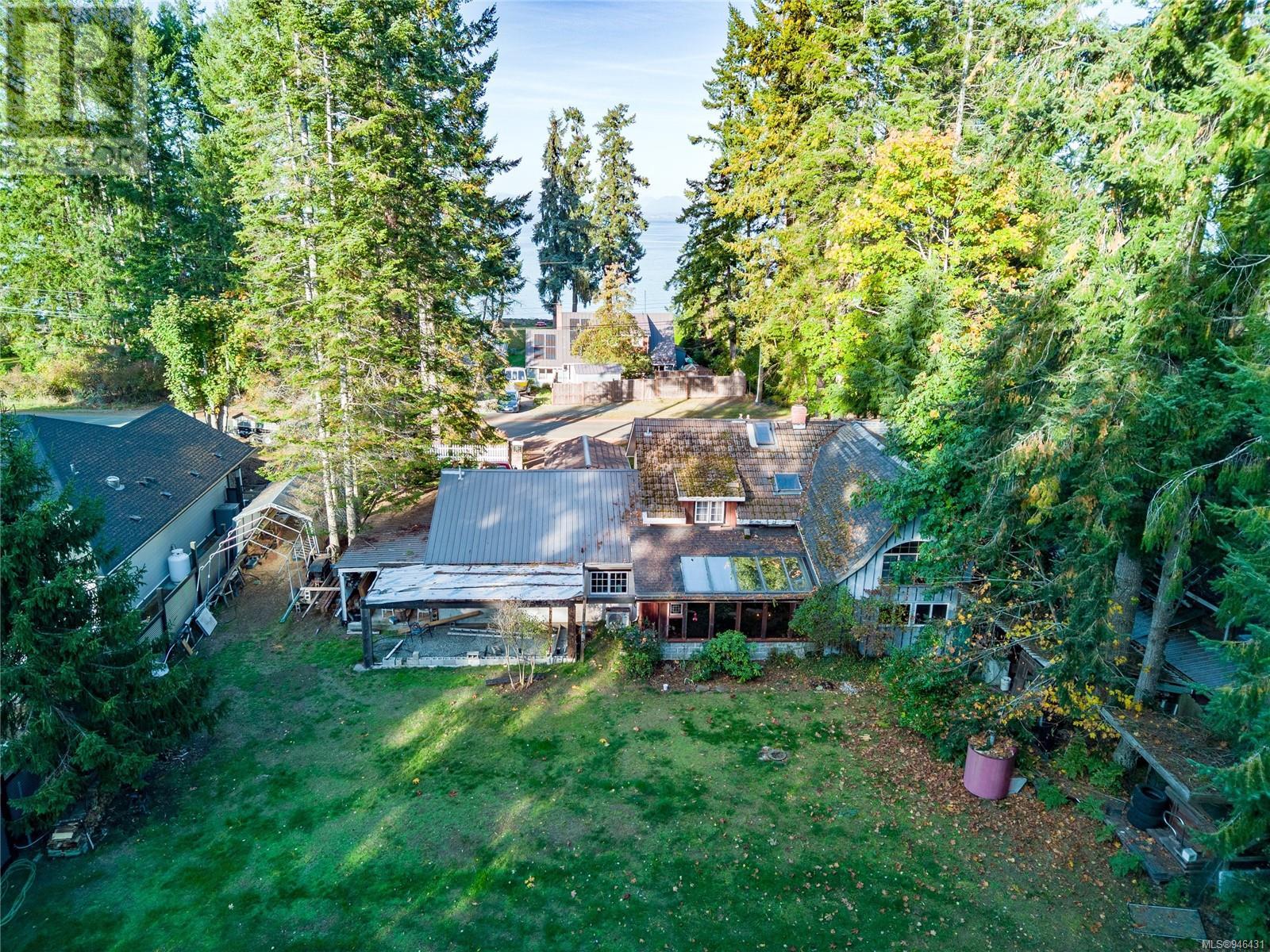1589 Seaview Rd
