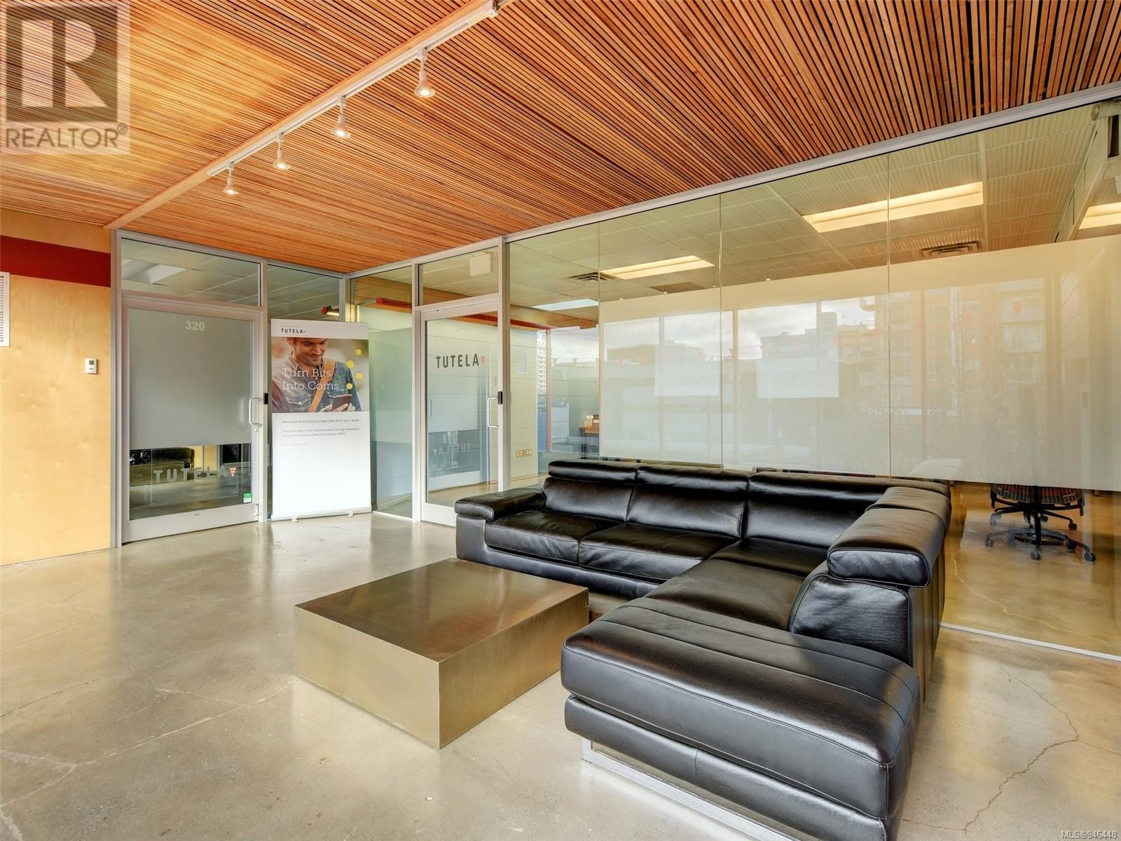 310 838 Fort St, #310