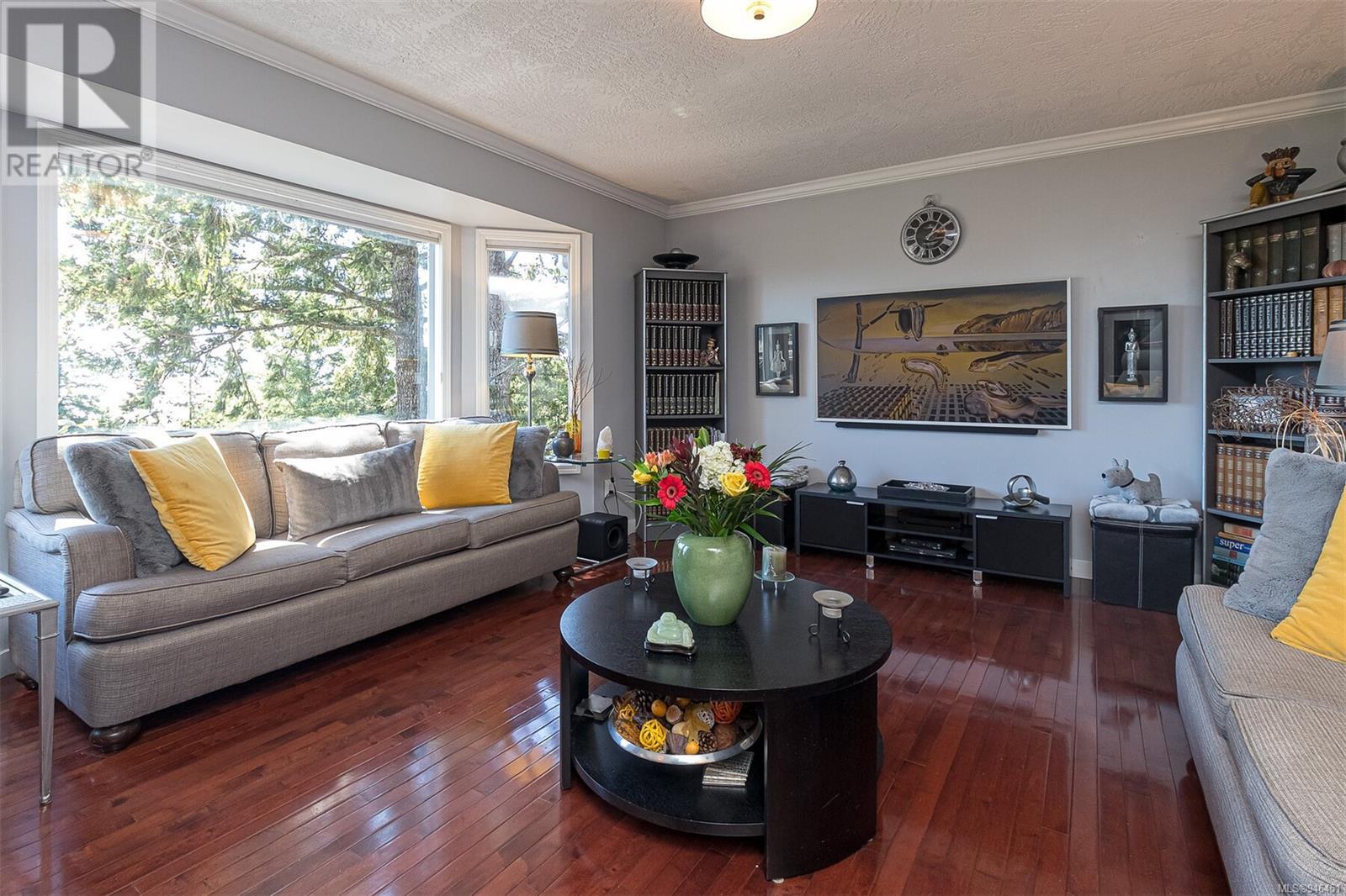 2281 Henlyn Dr