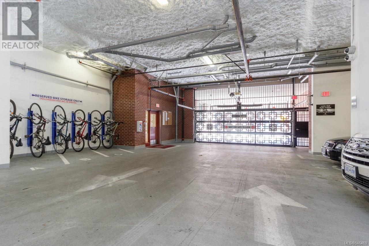 210 528 Pandora Ave, #210