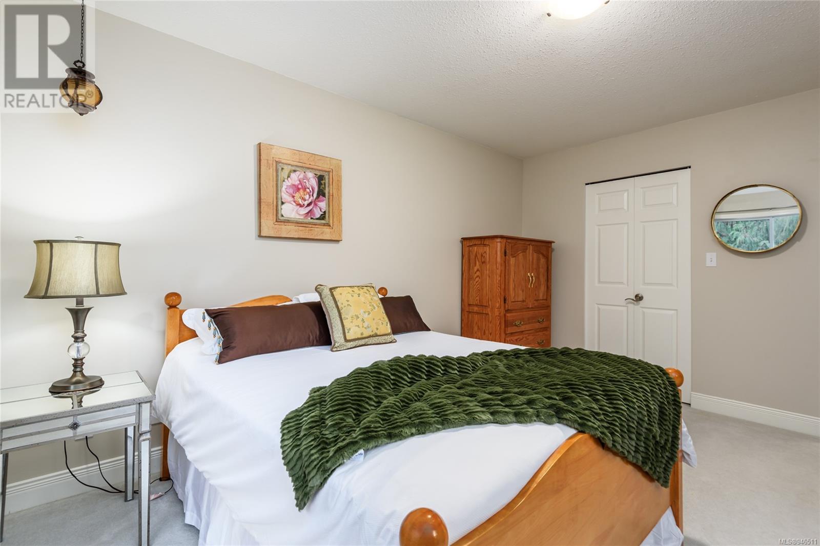 2185 Cardinal Pl