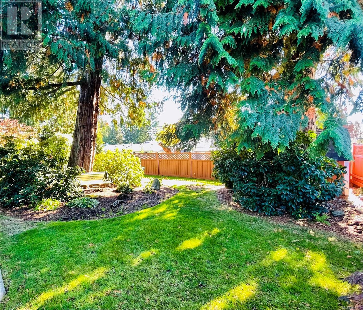 2185 Cardinal Pl