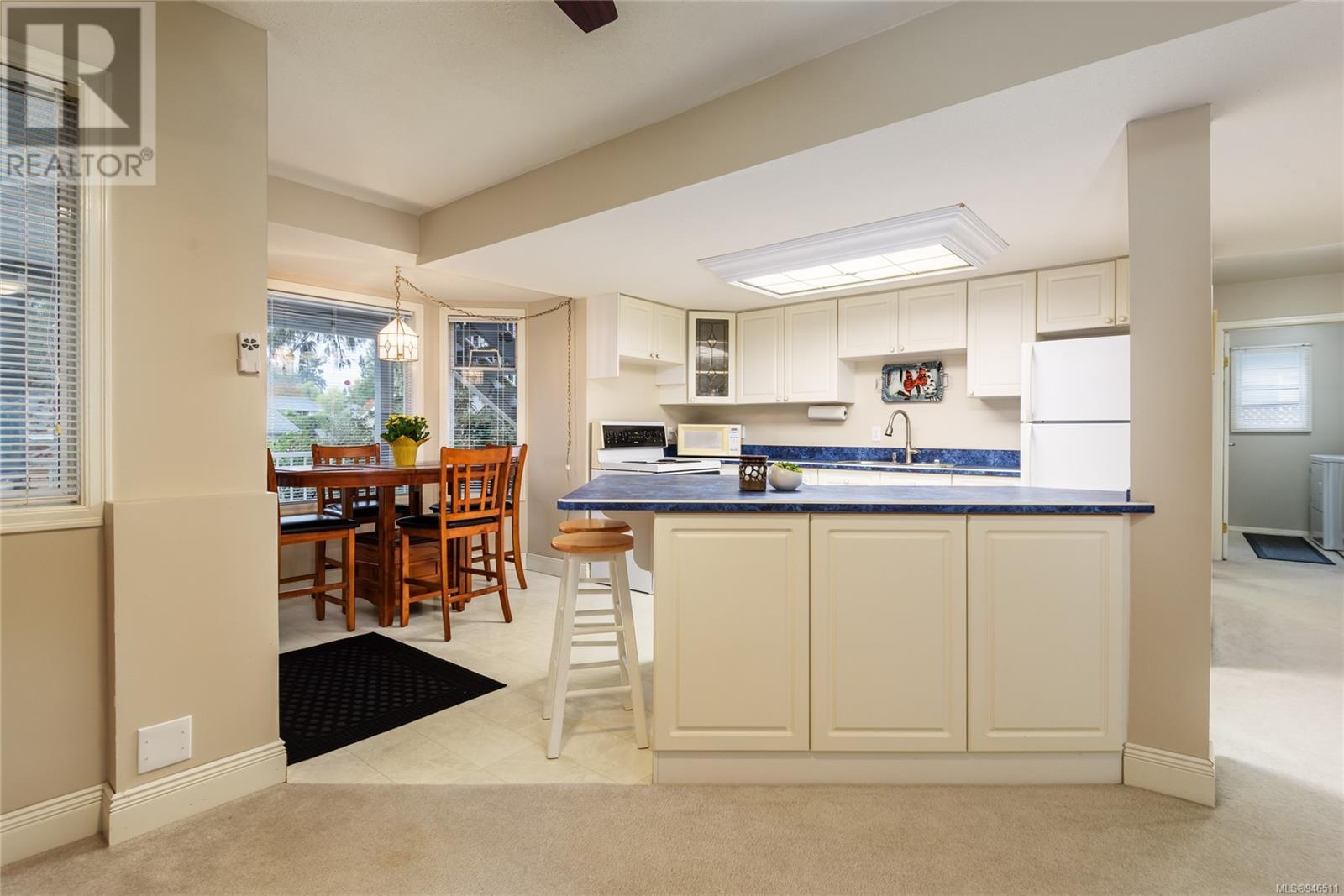 2185 Cardinal Pl