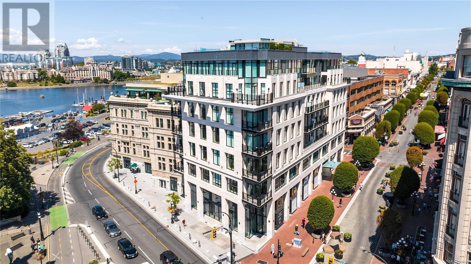 304 888 Government St, #304