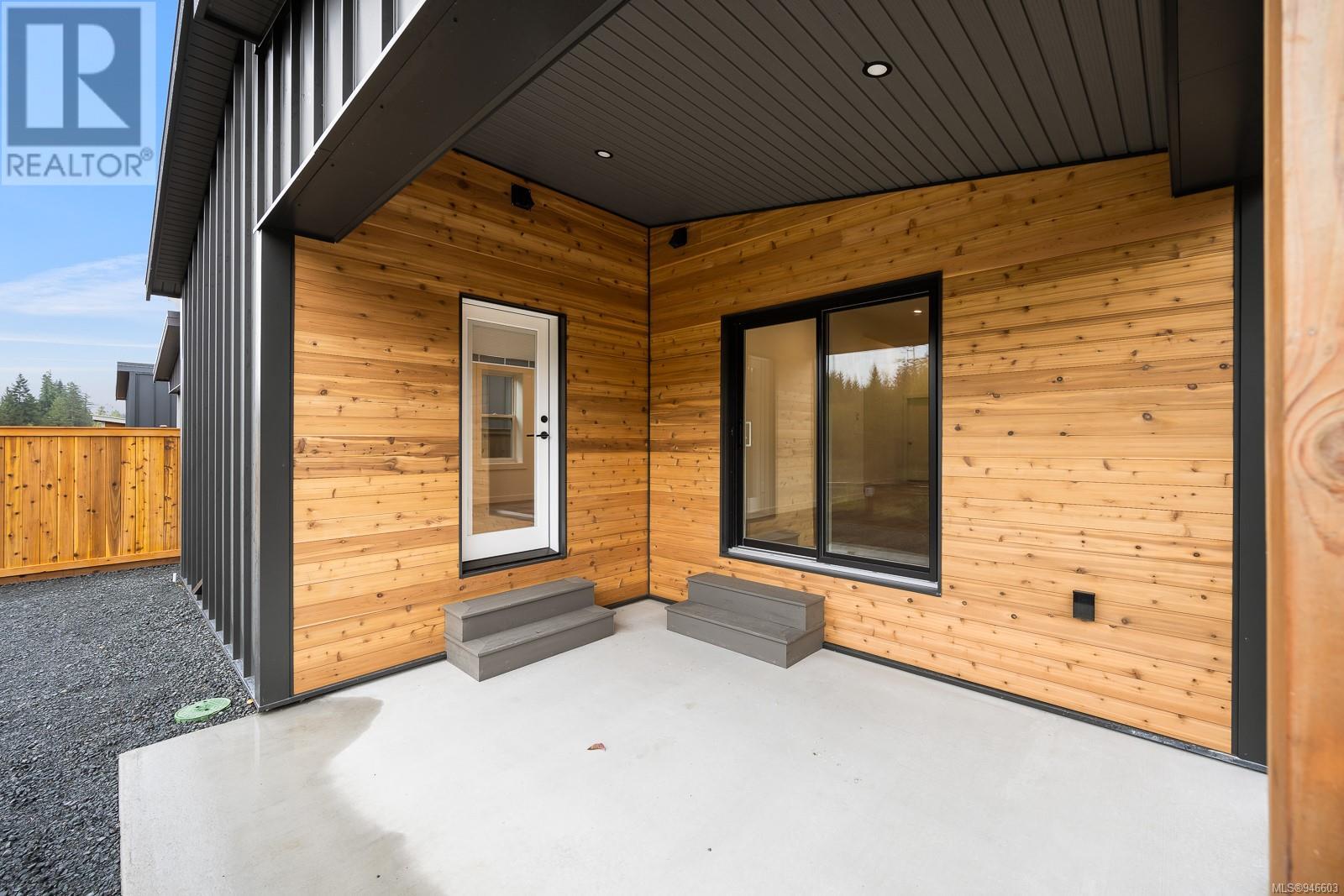 7 3025 Royston Rd, #7