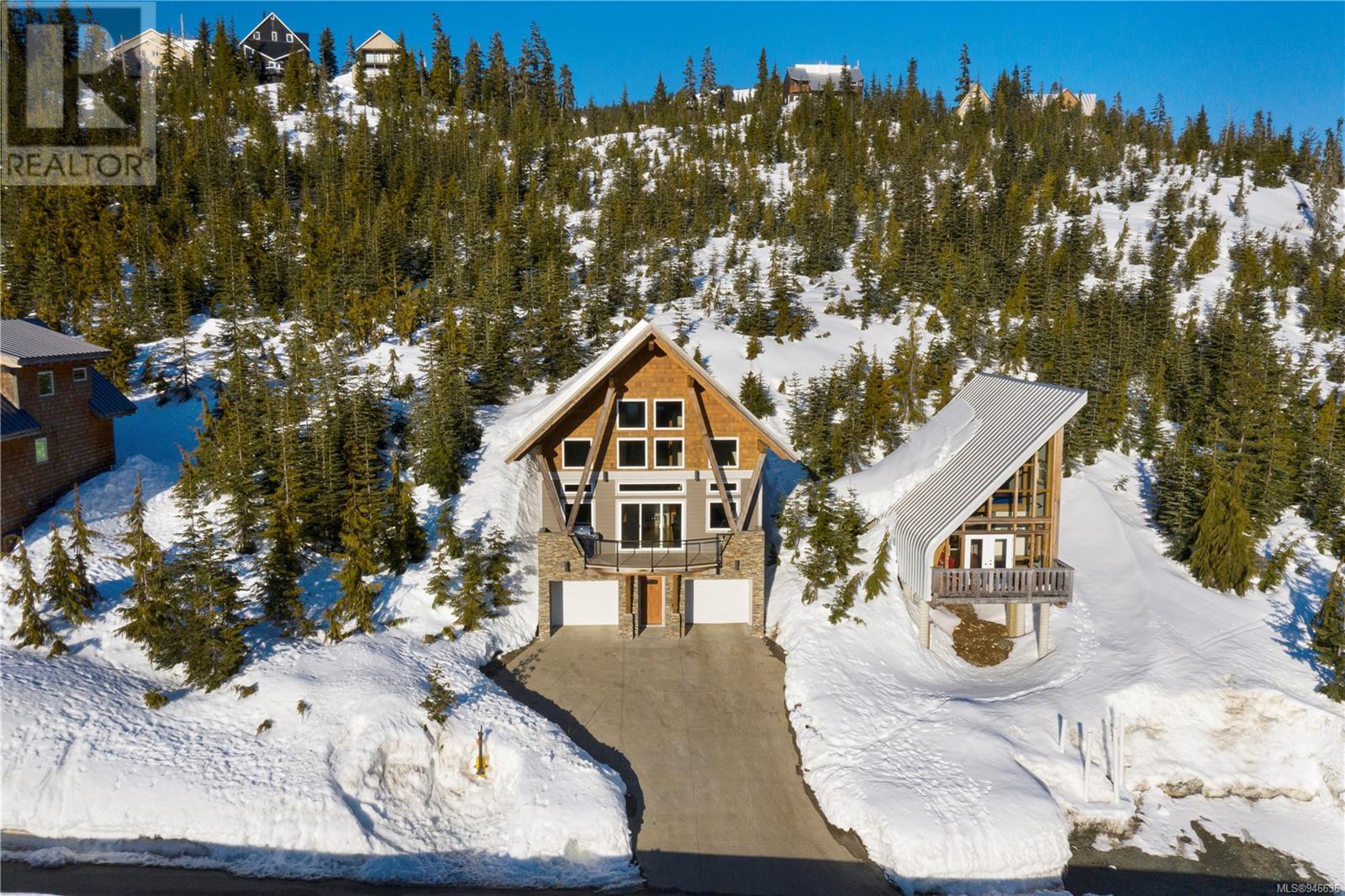 560 Arrowsmith Ridge