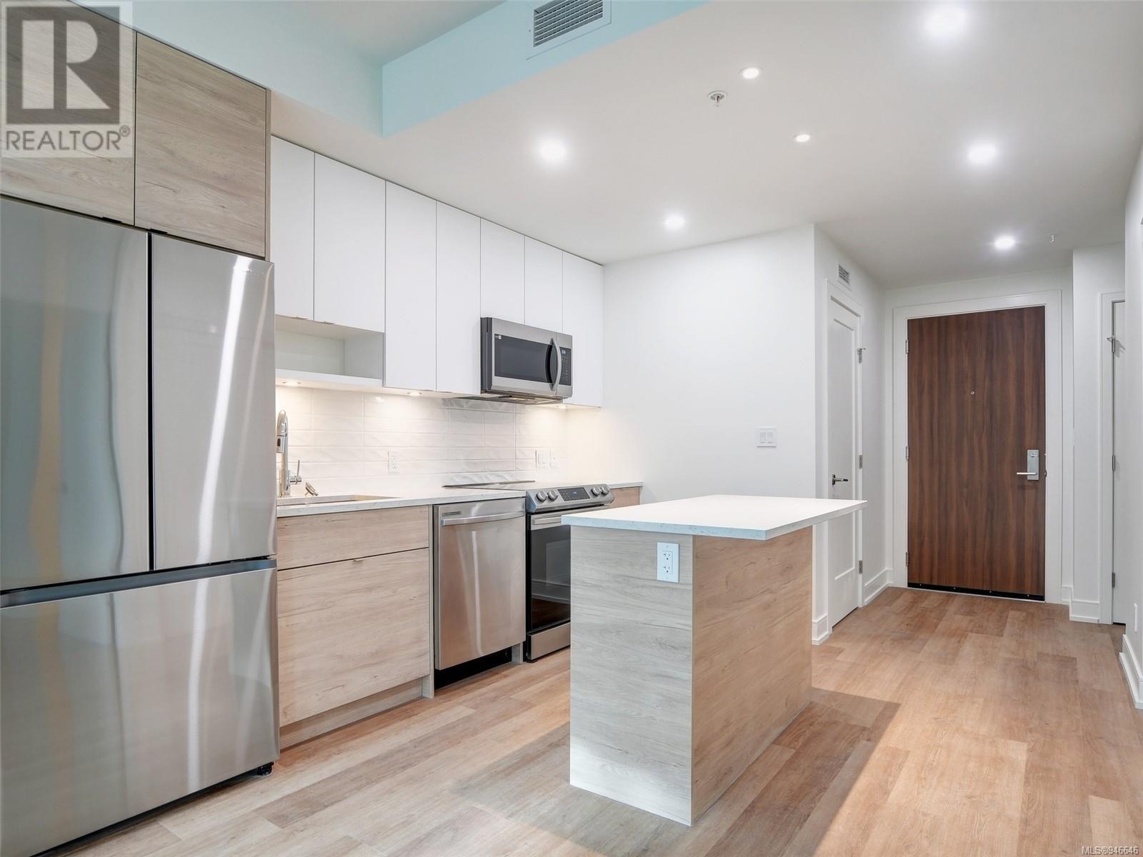 307 1628 Store St, #307