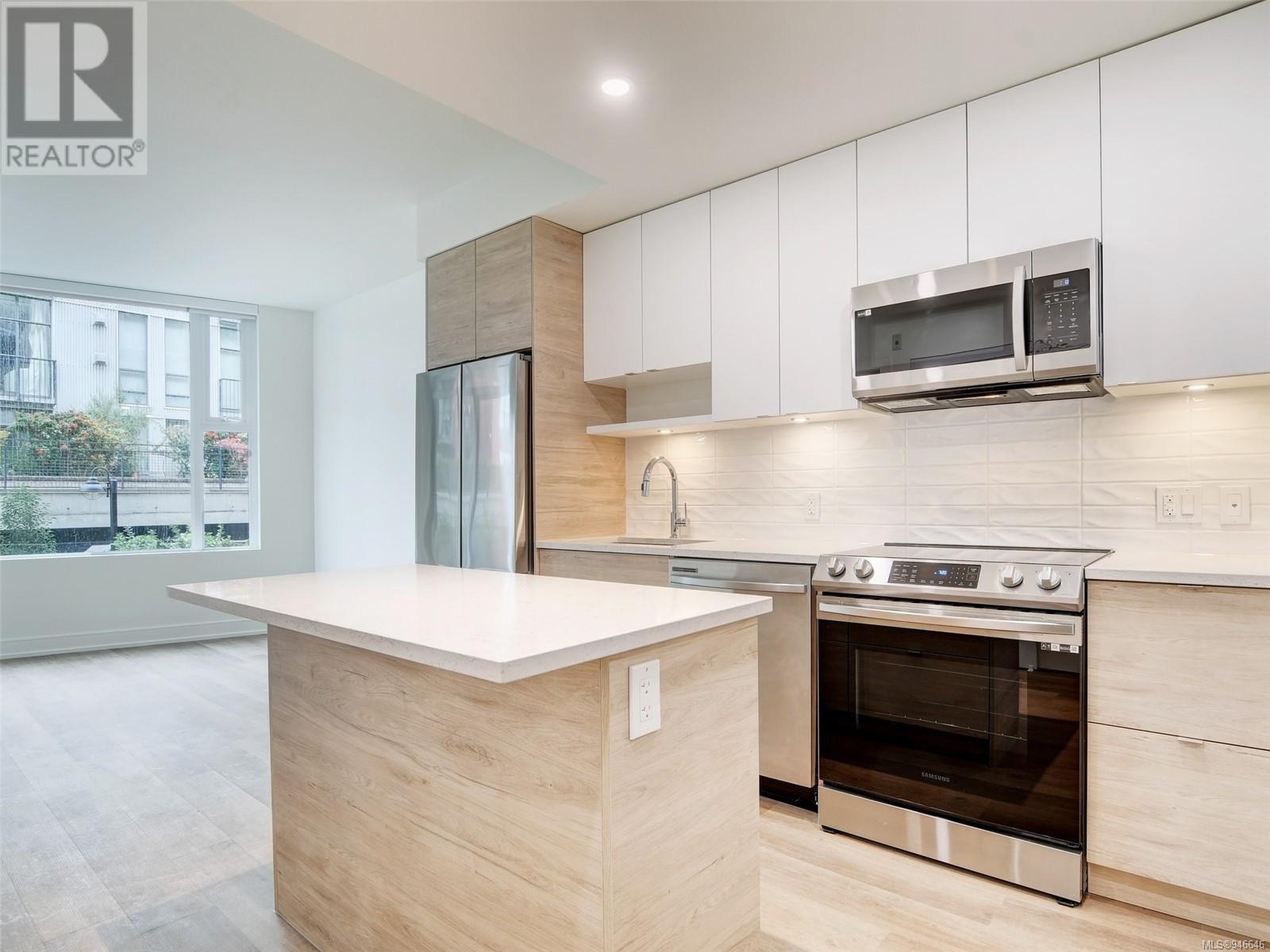 307 1628 Store St, #307