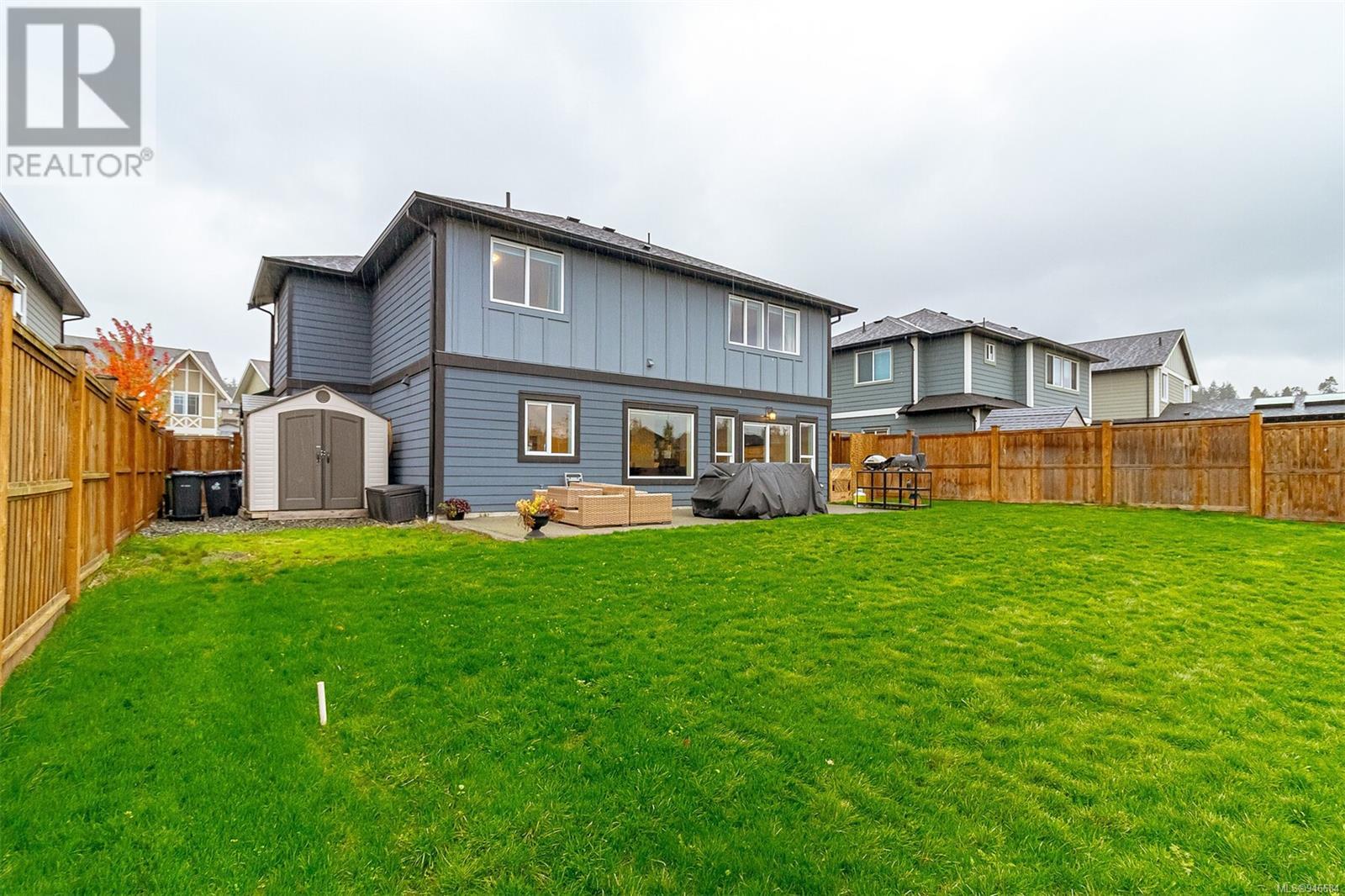 3471 Sparrowhawk Ave