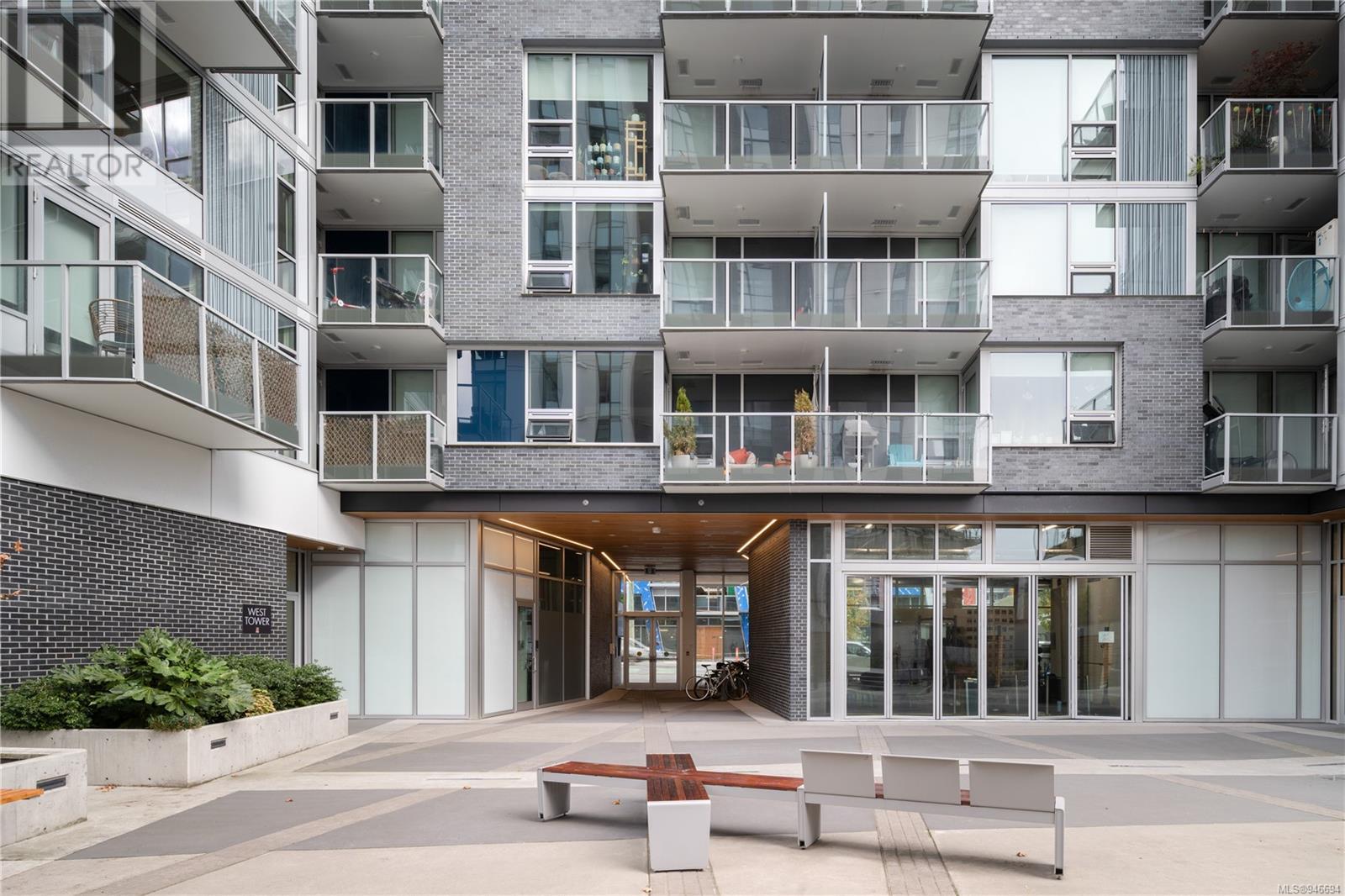 404 989 Johnson St, #404