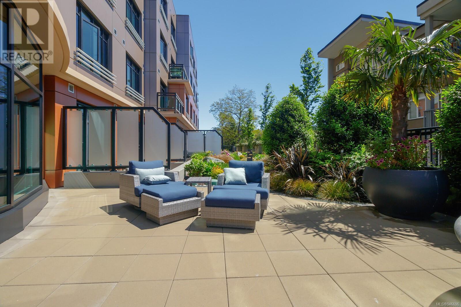 706 1029 View St, #706