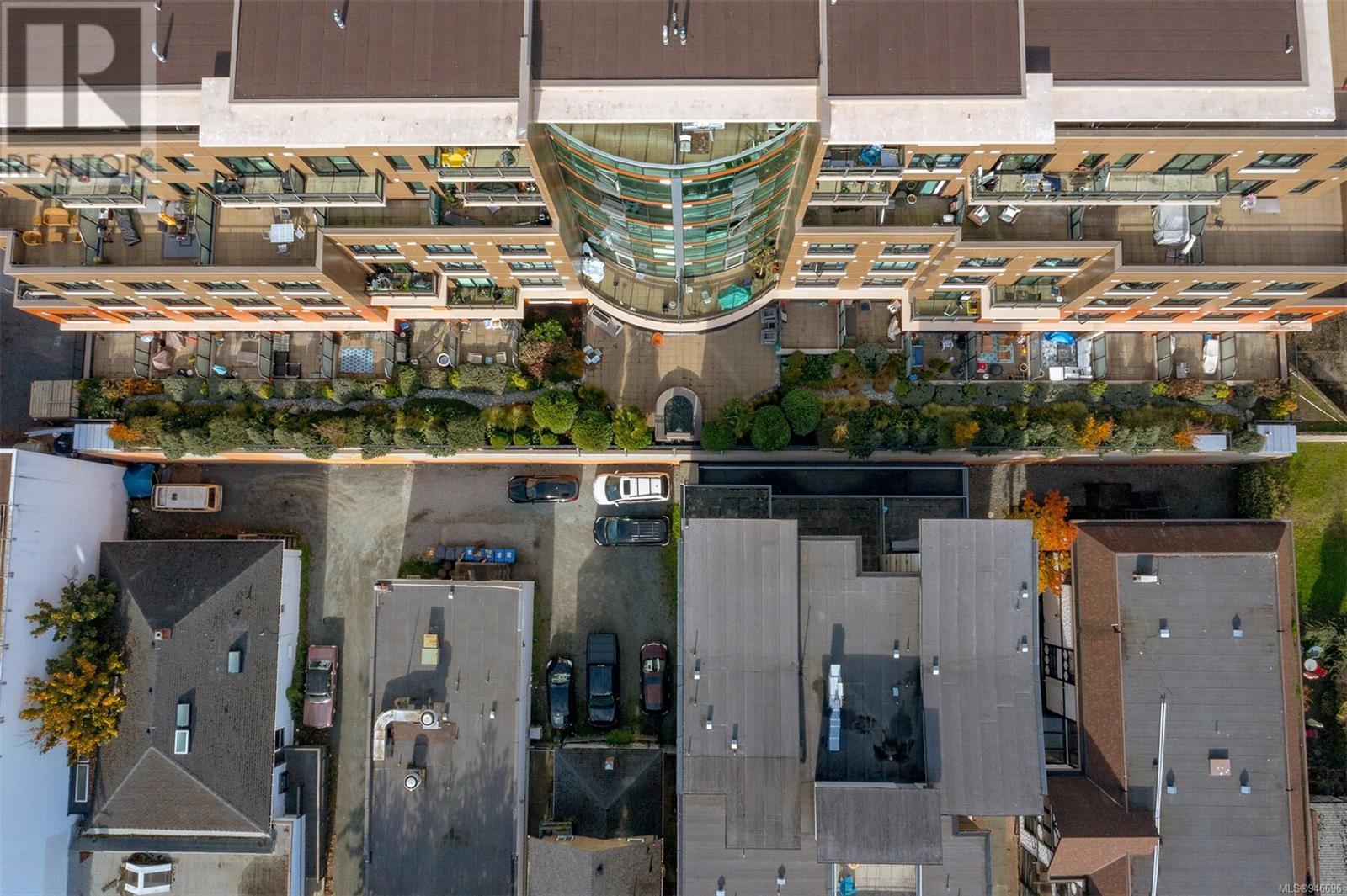 706 1029 View St, #706