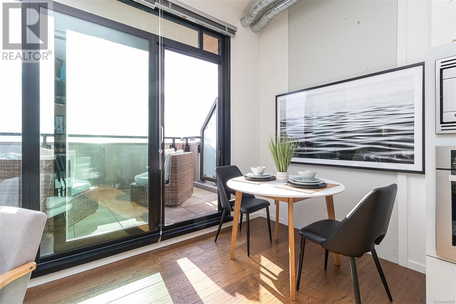 706 1029 View St, #706