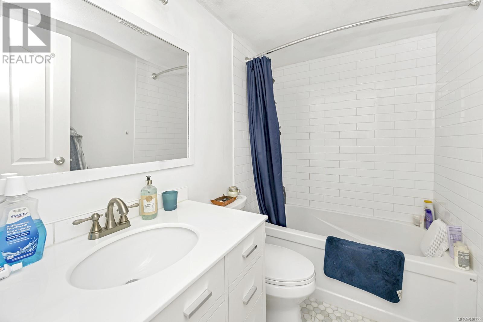 708 930 Yates St, #708