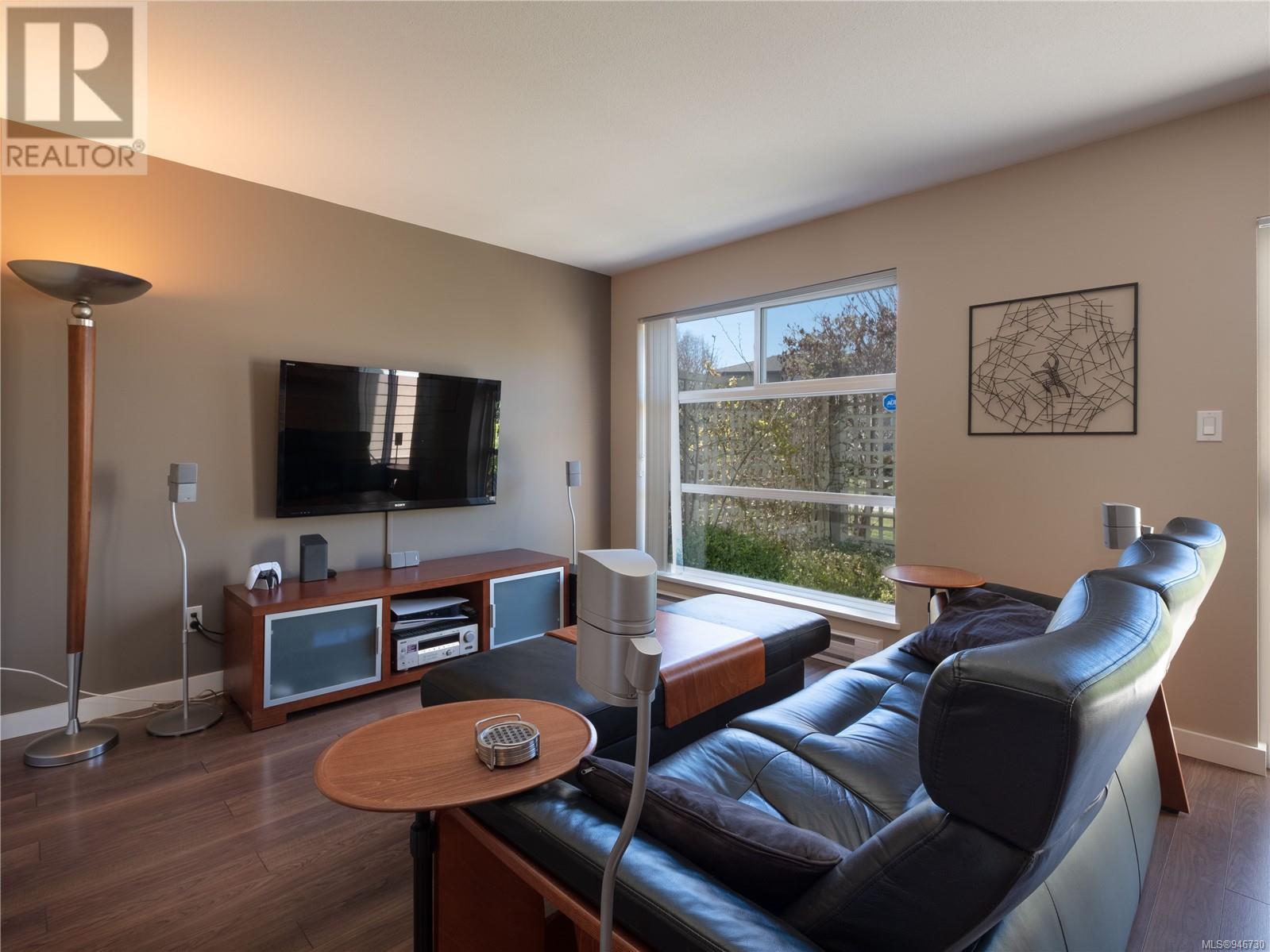 29 2750 Denman St, #29