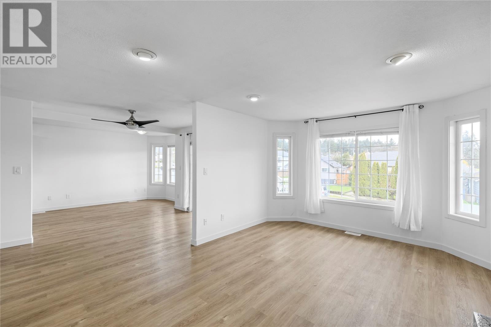 4775 Bute St