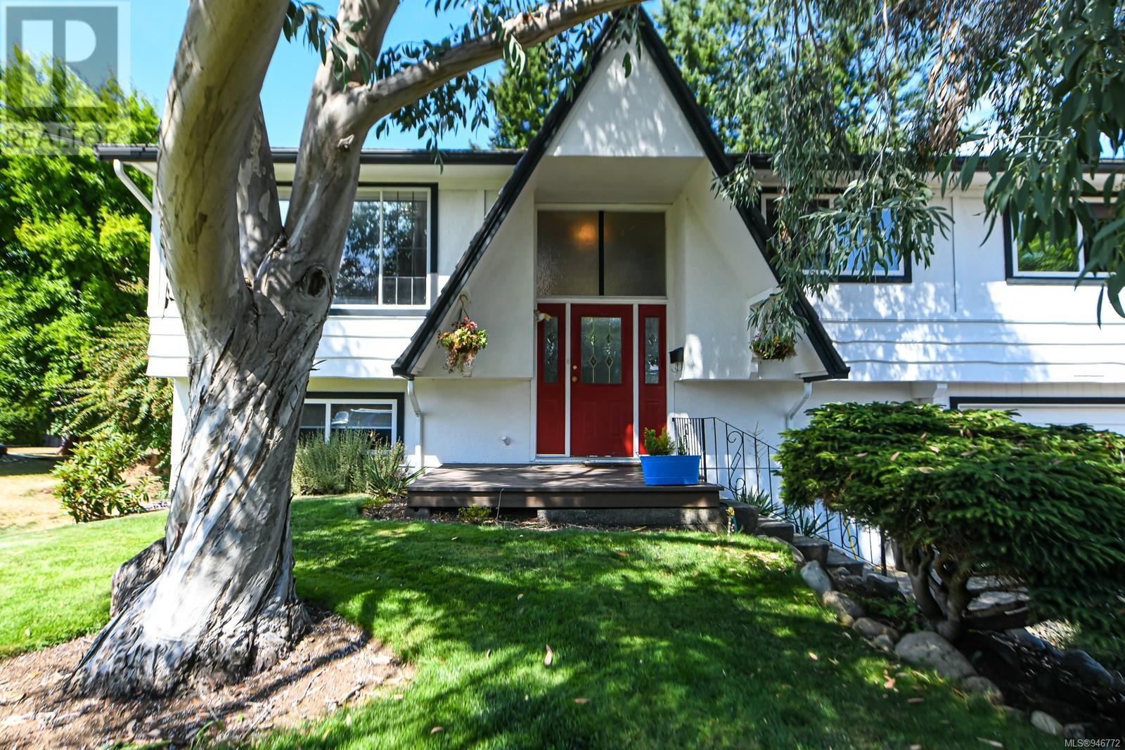 1642 Tsimshian Ave
