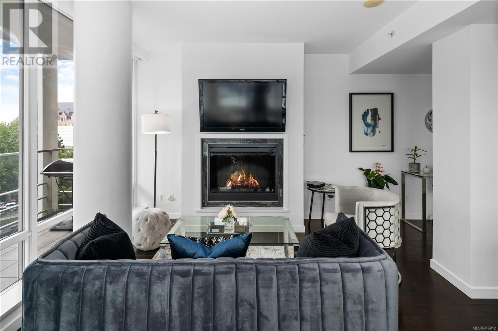 502 708 Burdett Ave, #502