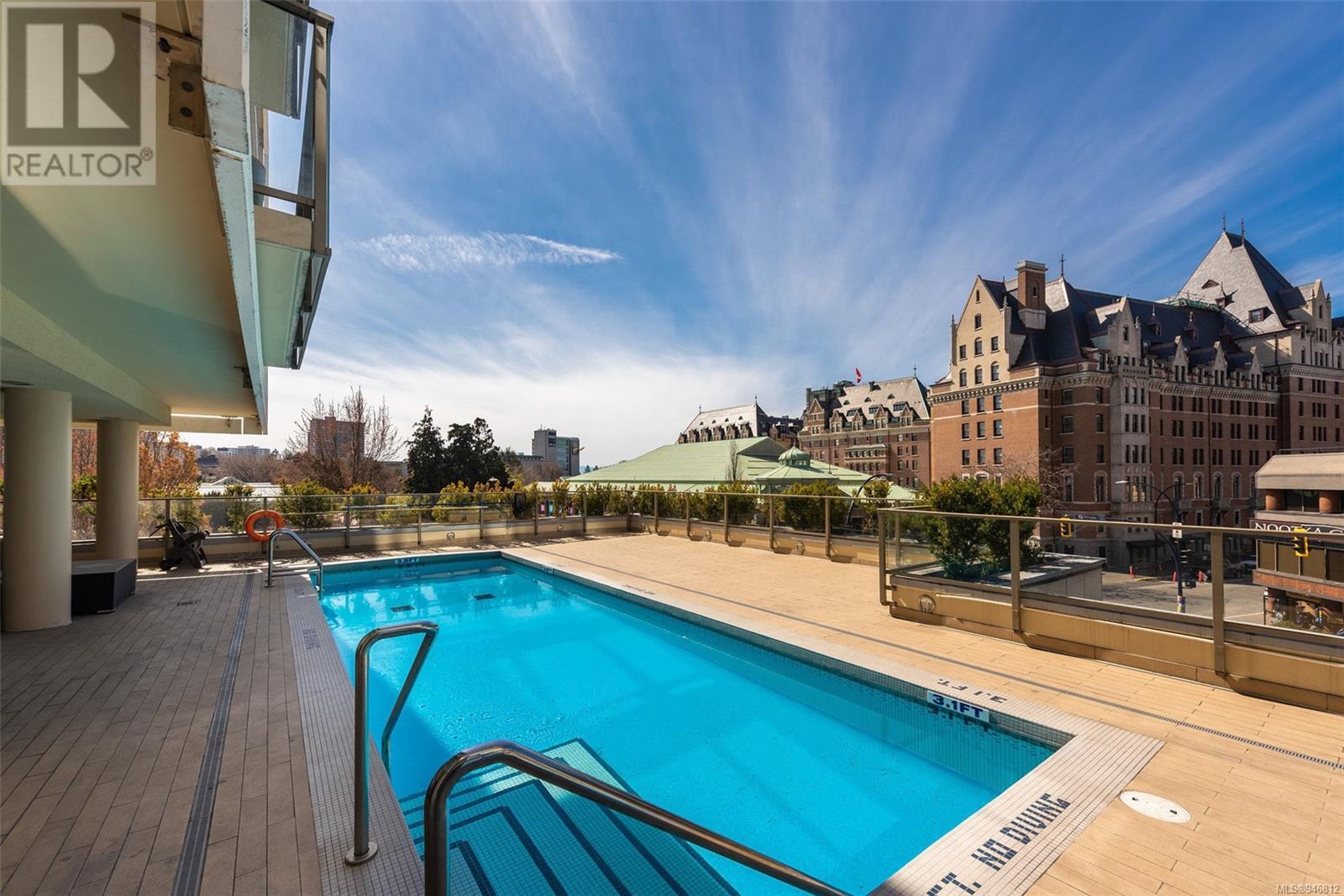 502 708 Burdett Ave, #502