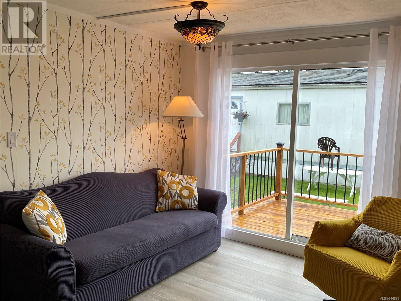 4 1180 Edgett Rd, #4