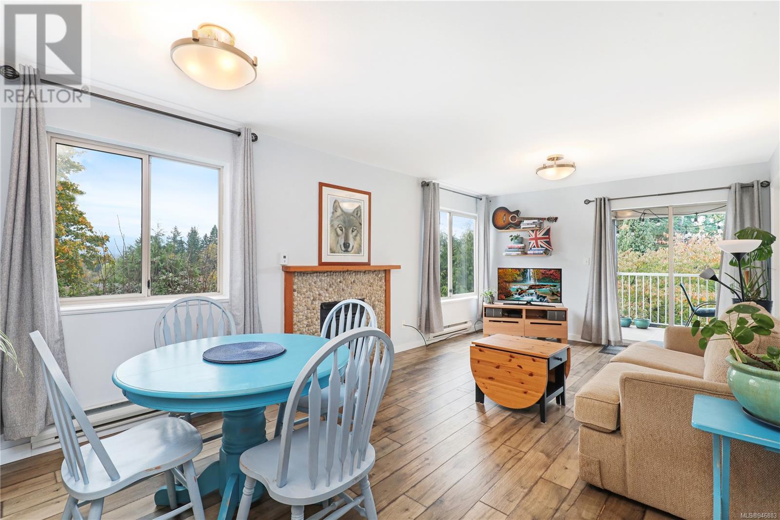204 4685 Alderwood Pl, #204