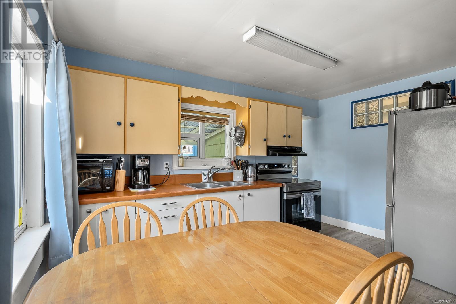 126 Cliffe Ave