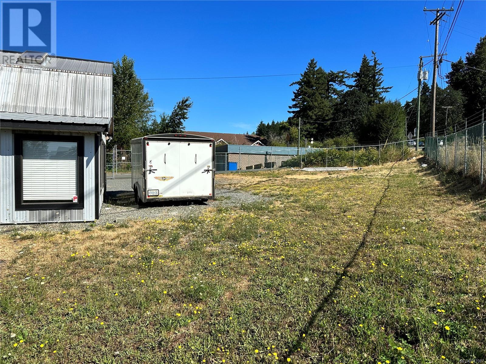 801 Dingwall Rd