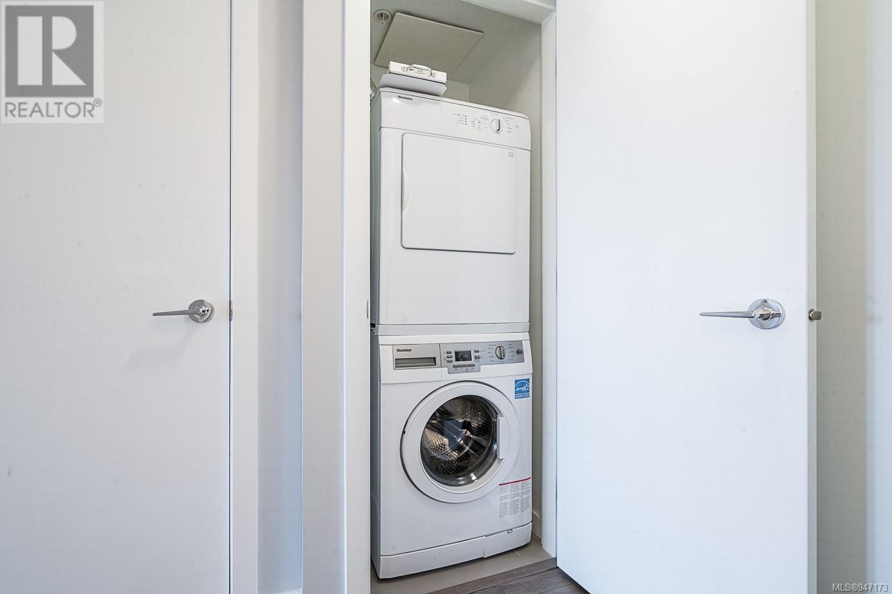 302 517 Fisgard St, #302