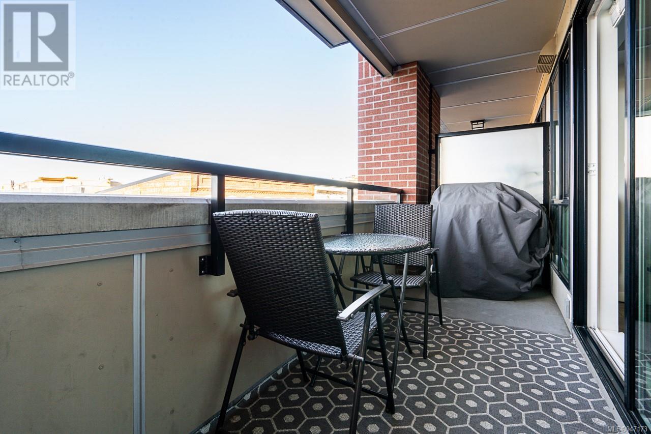302 517 Fisgard St, #302