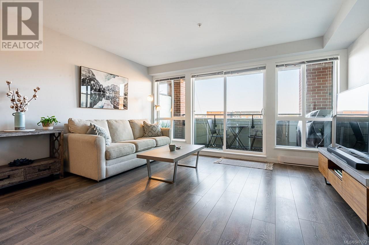 302 517 Fisgard St, #302