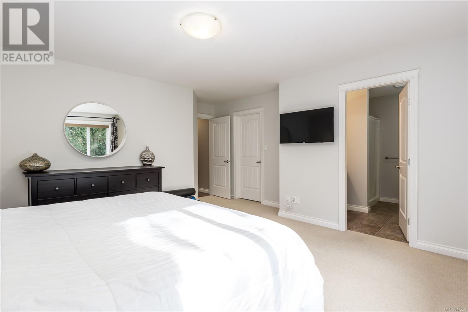529 Spitfire Dr