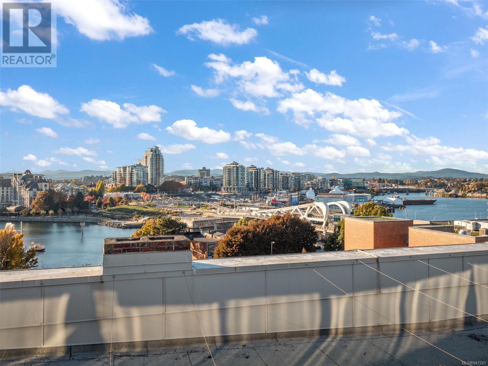 301 534 Yates St, #301