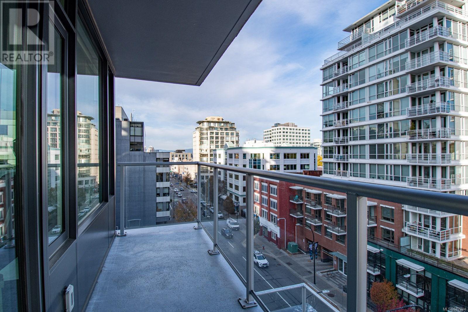 708 845 Johnson St, #708