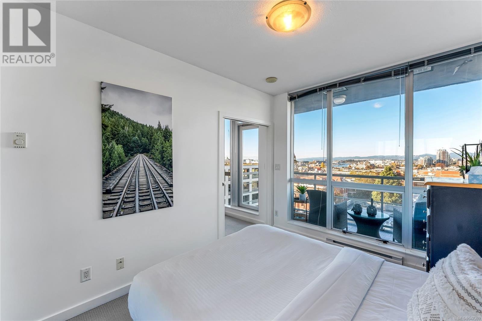 908 732 Cormorant St, #908