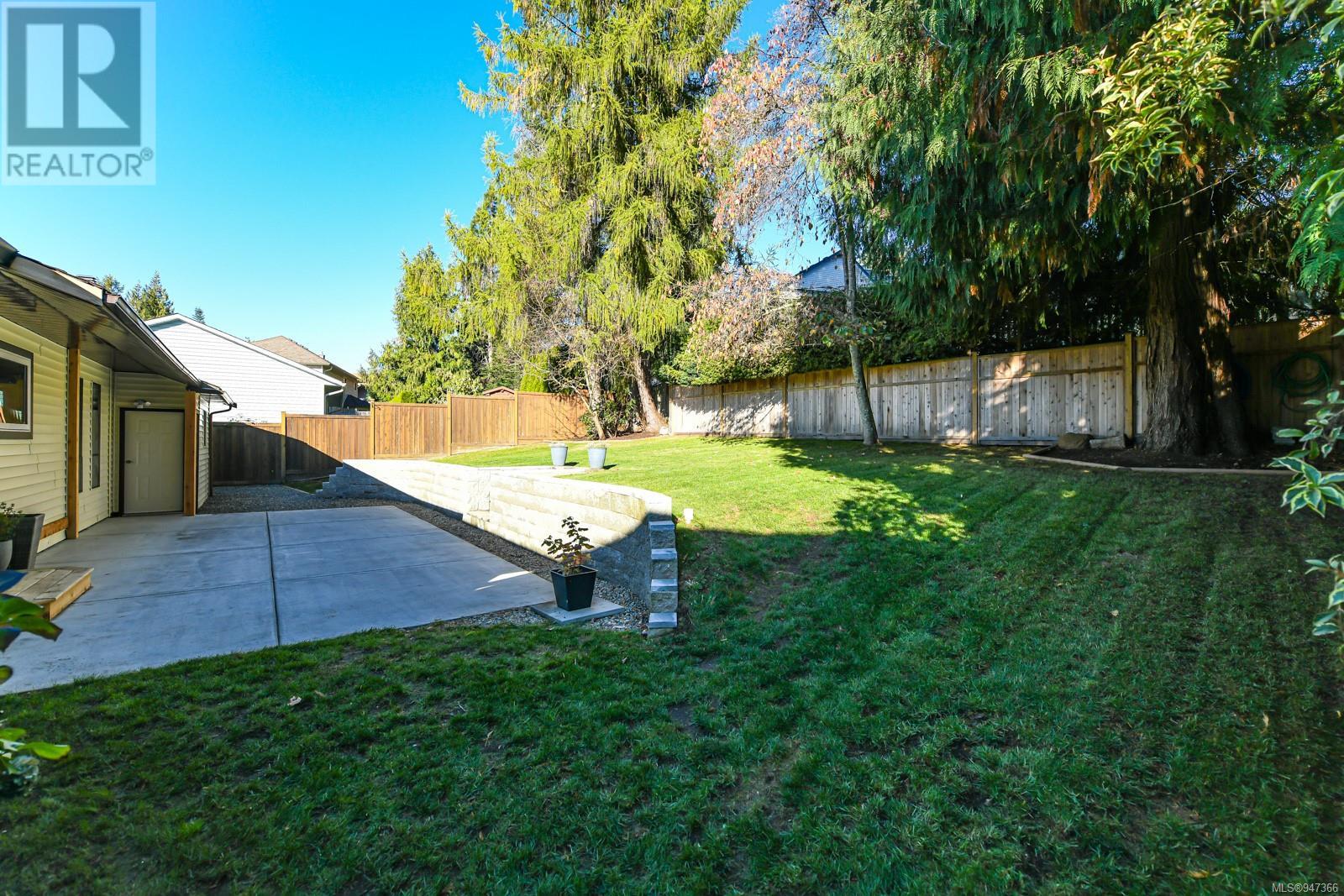 792 Highwood Dr