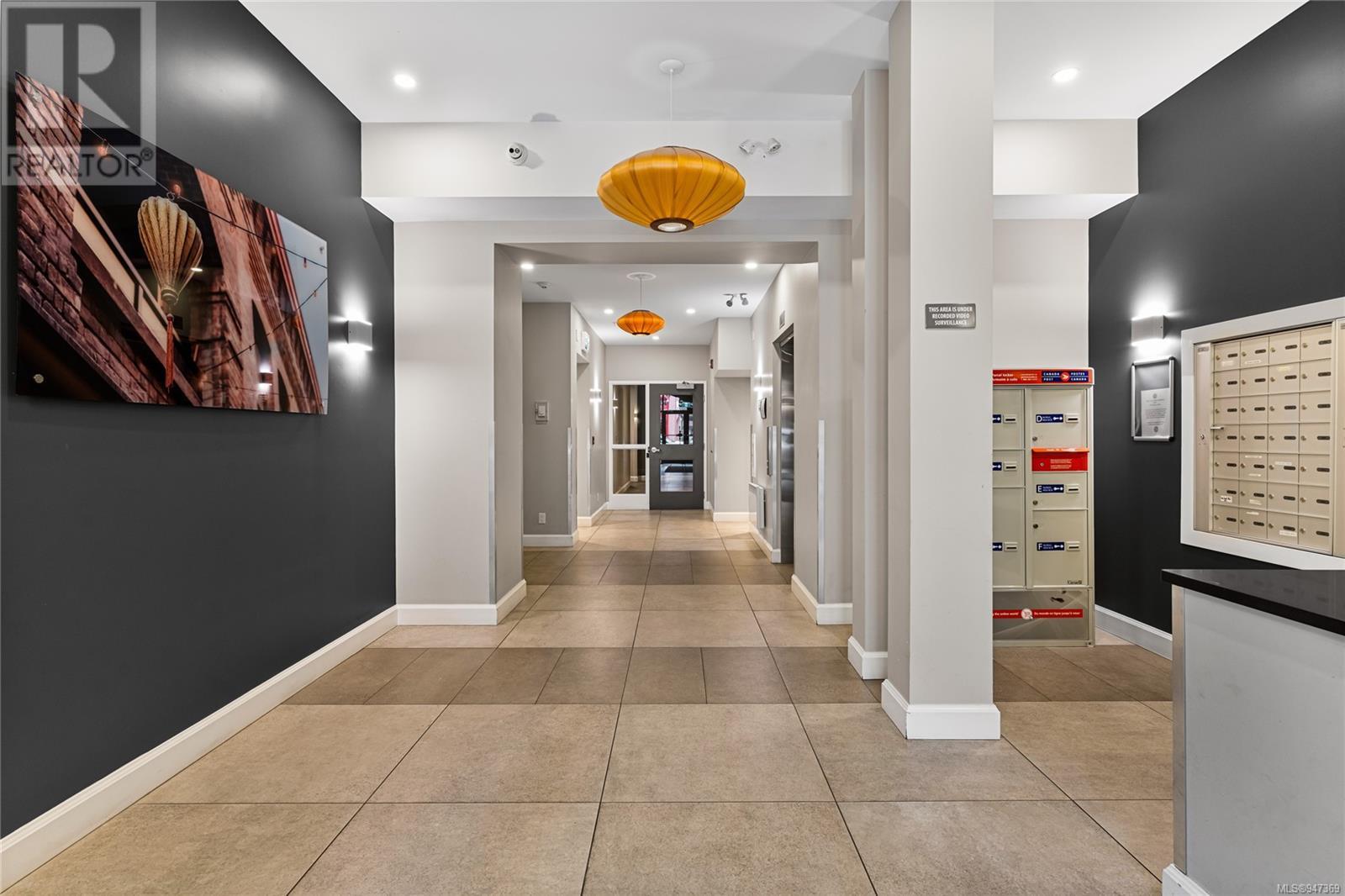 101 595 Pandora Ave, #101