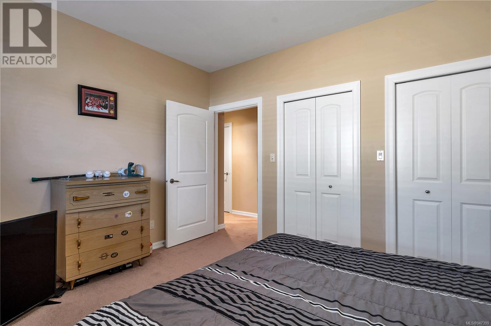 2136 FOREST Grove