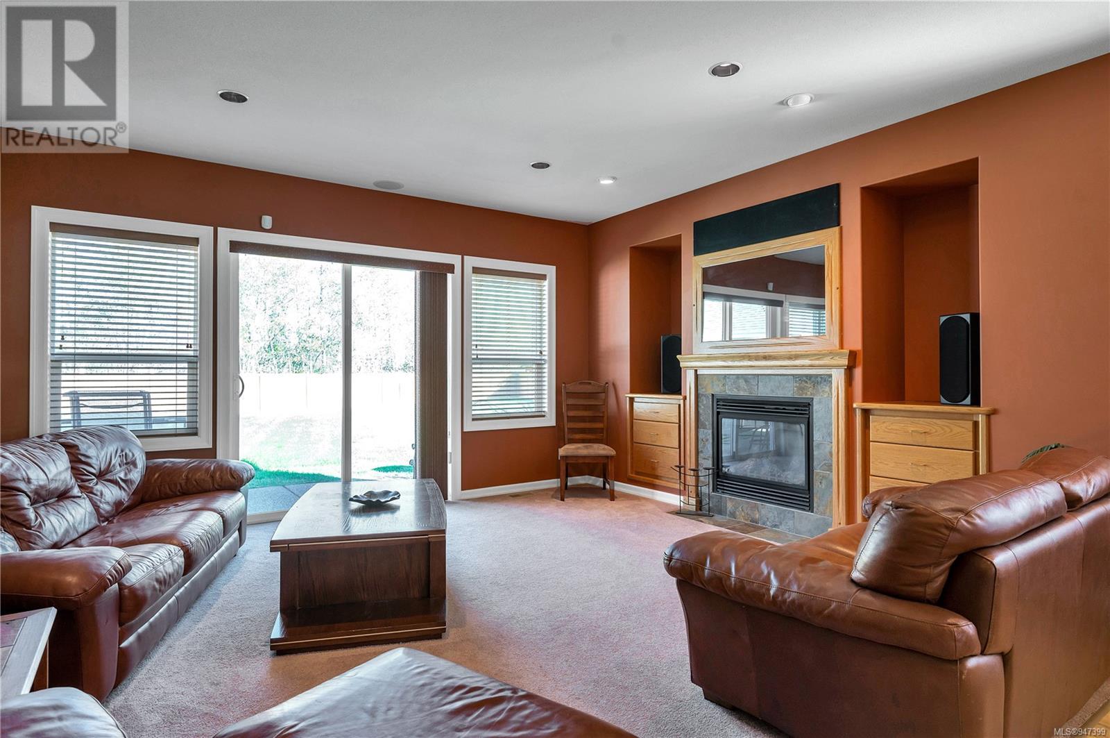 2136 FOREST Grove