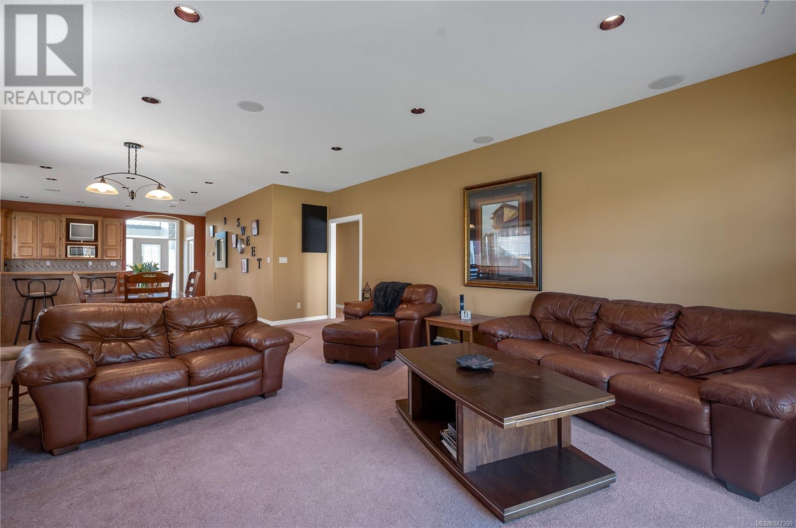 2136 FOREST Grove